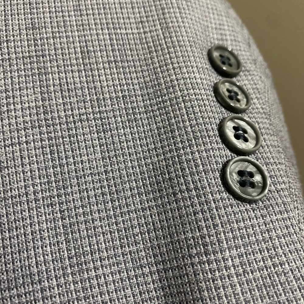 Hardy Amies Gray Sport Suit Jacket with Classic Design and Modern Fit - Picture 6 of 10